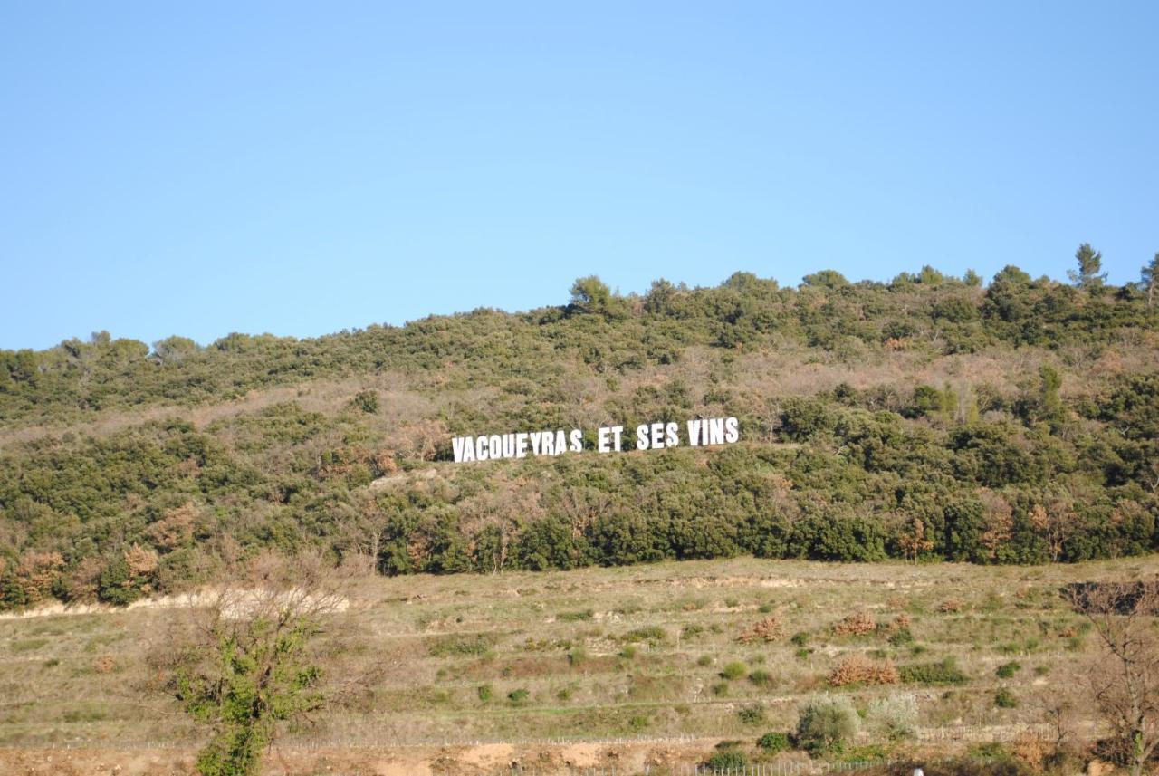 Terre De Bacchus Bed & Breakfast Vacqueyras Exterior foto
