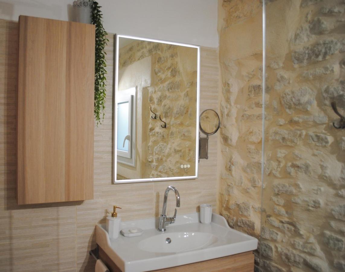Terre De Bacchus Bed & Breakfast Vacqueyras Exterior foto