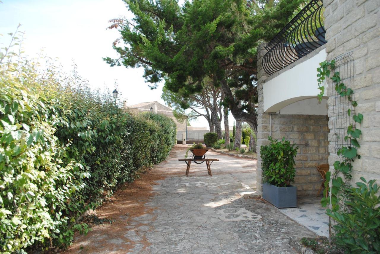 Terre De Bacchus Bed & Breakfast Vacqueyras Exterior foto