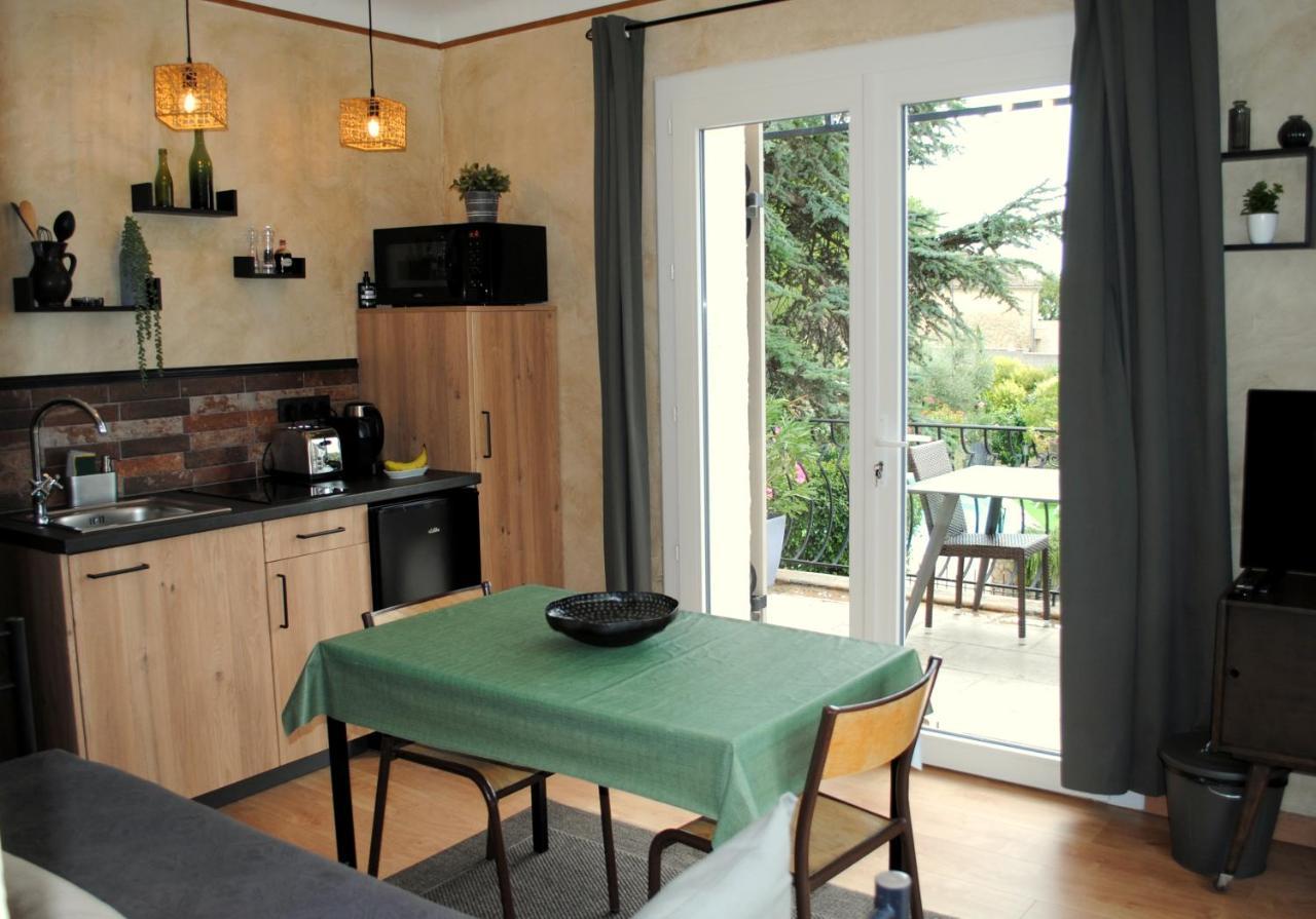 Terre De Bacchus Bed & Breakfast Vacqueyras Exterior foto